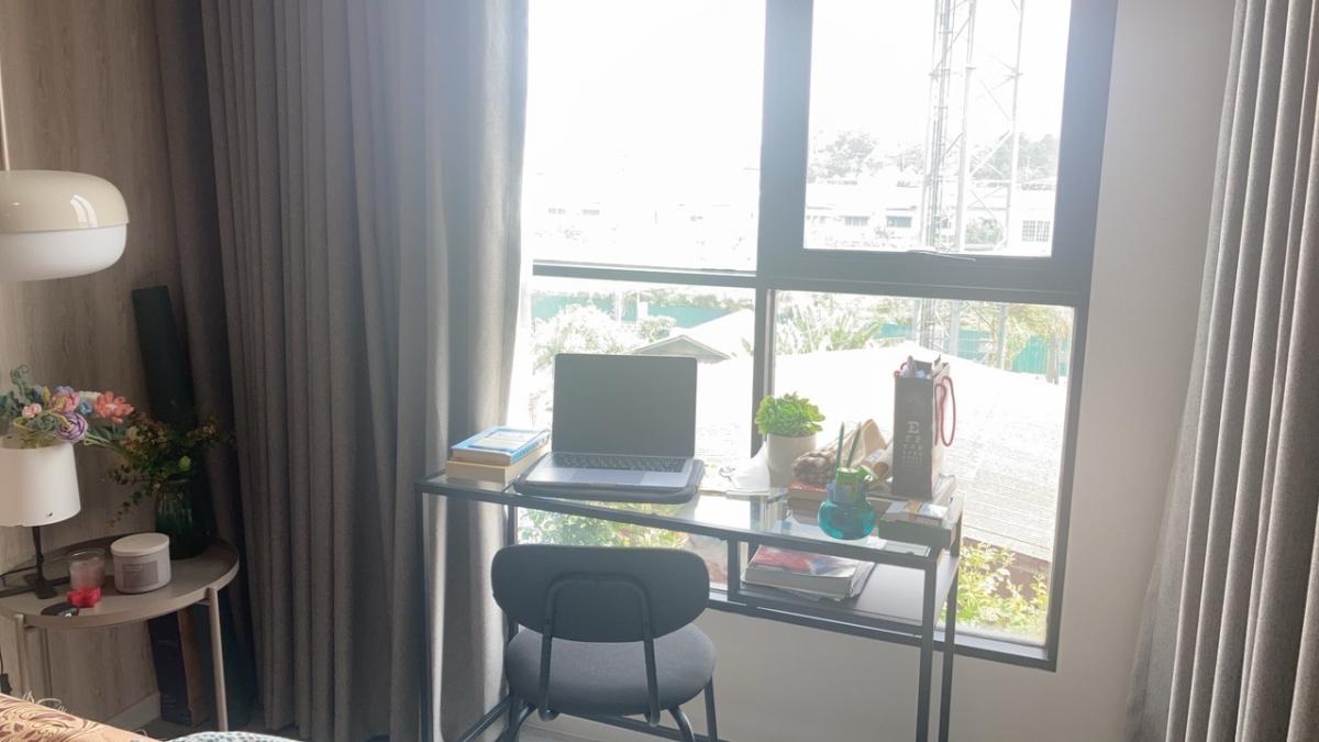 For RentCondoBangna, Bearing, Lasalle : Condo for rent at Moz Tropica Bangna Atmoz Tropicana Bangna Floor/Building: 4 Building: D Room Size: 24 sq.m. Price: 9,000 baht. Nearby: Yellow Line