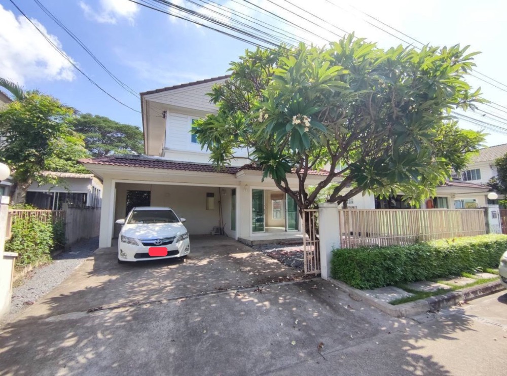 For RentHouseBang kae, Phetkasem : 2 storey detached house, beautifully decorated for rent in Bang Khae-Nong Khaem area Close to the Southeast Asia University only 3.2 km.