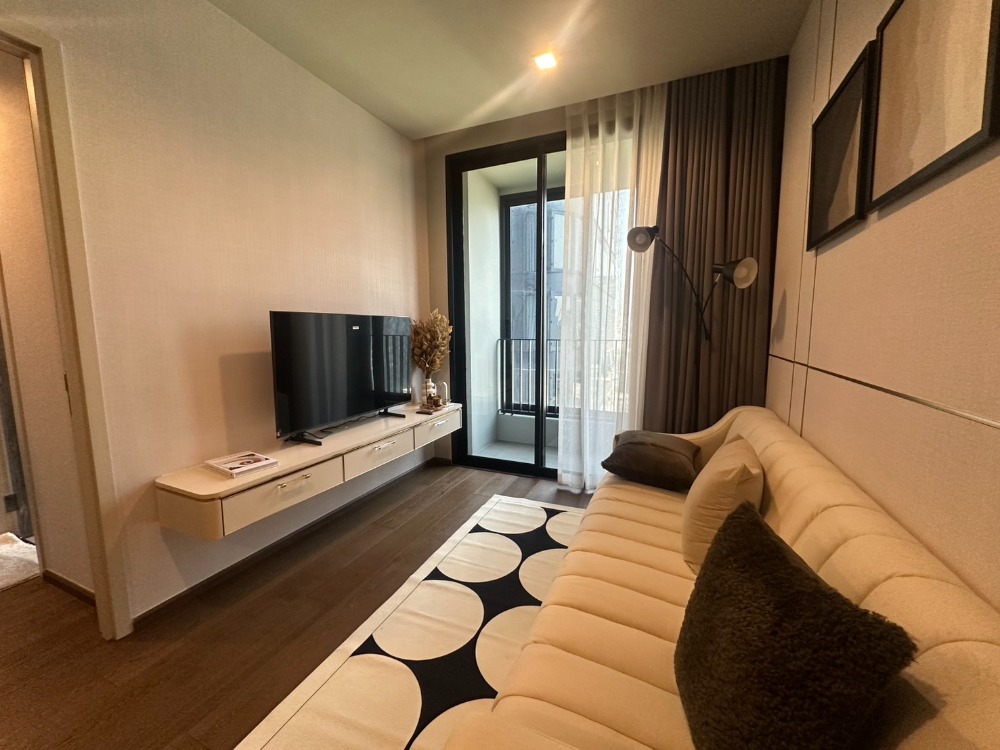 For SaleCondoSukhumvit, Asoke, Thonglor : Room 1, 46 sqm. The kitchen is closed, complete with electrical appliances. Near BTS Thonglor Free central 1 year Freeon Tel.0832306663