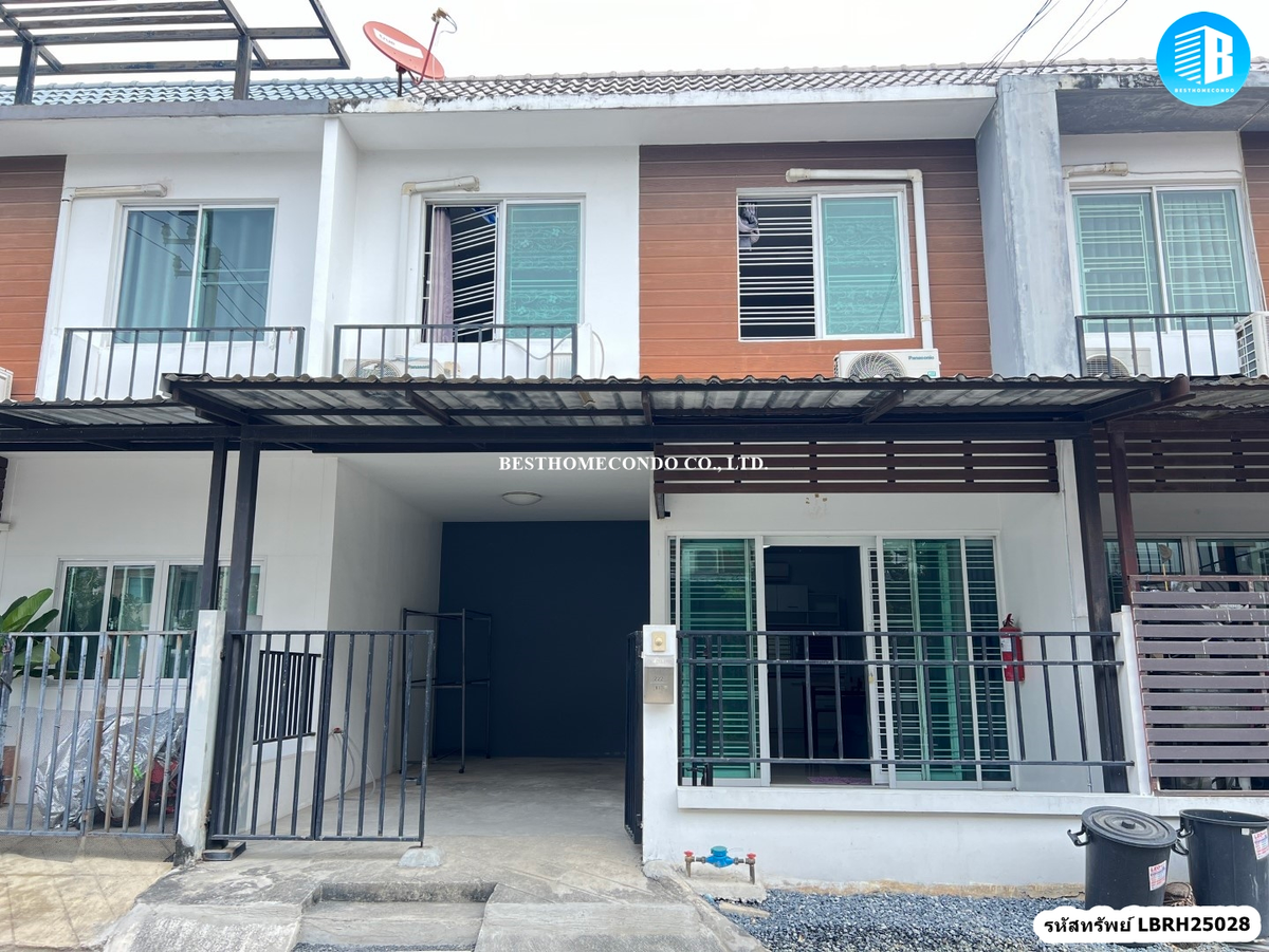 For RentTownhomeSamut Prakan,Samrong : Rent a townhome.