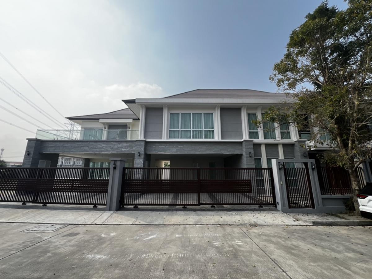 For RentHouseBangna, Bearing, Lasalle : Single House for Rent with Large Land AreaLocation: Blue Lagoon 2 VillageBangna-Wongwaen