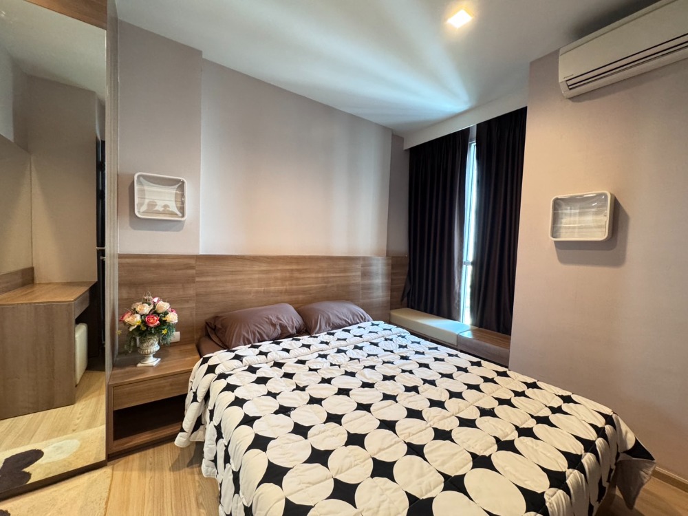 For RentCondoSathorn, Narathiwat : Rhythm Sathorn, Near BTS Saphan Taksin, Fully Furnished, Ready to Move in