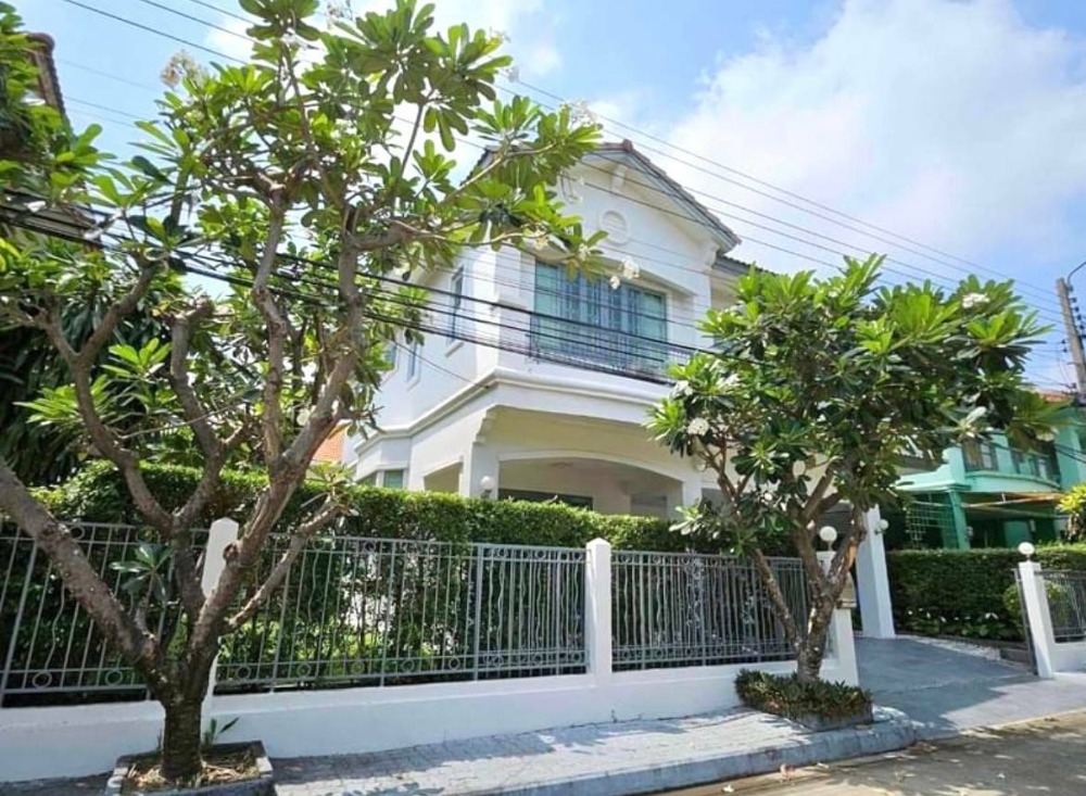 For RentHouseBangna, Bearing, Lasalle : Detached house for Rent, Mantana Srinakarin, 3 beds