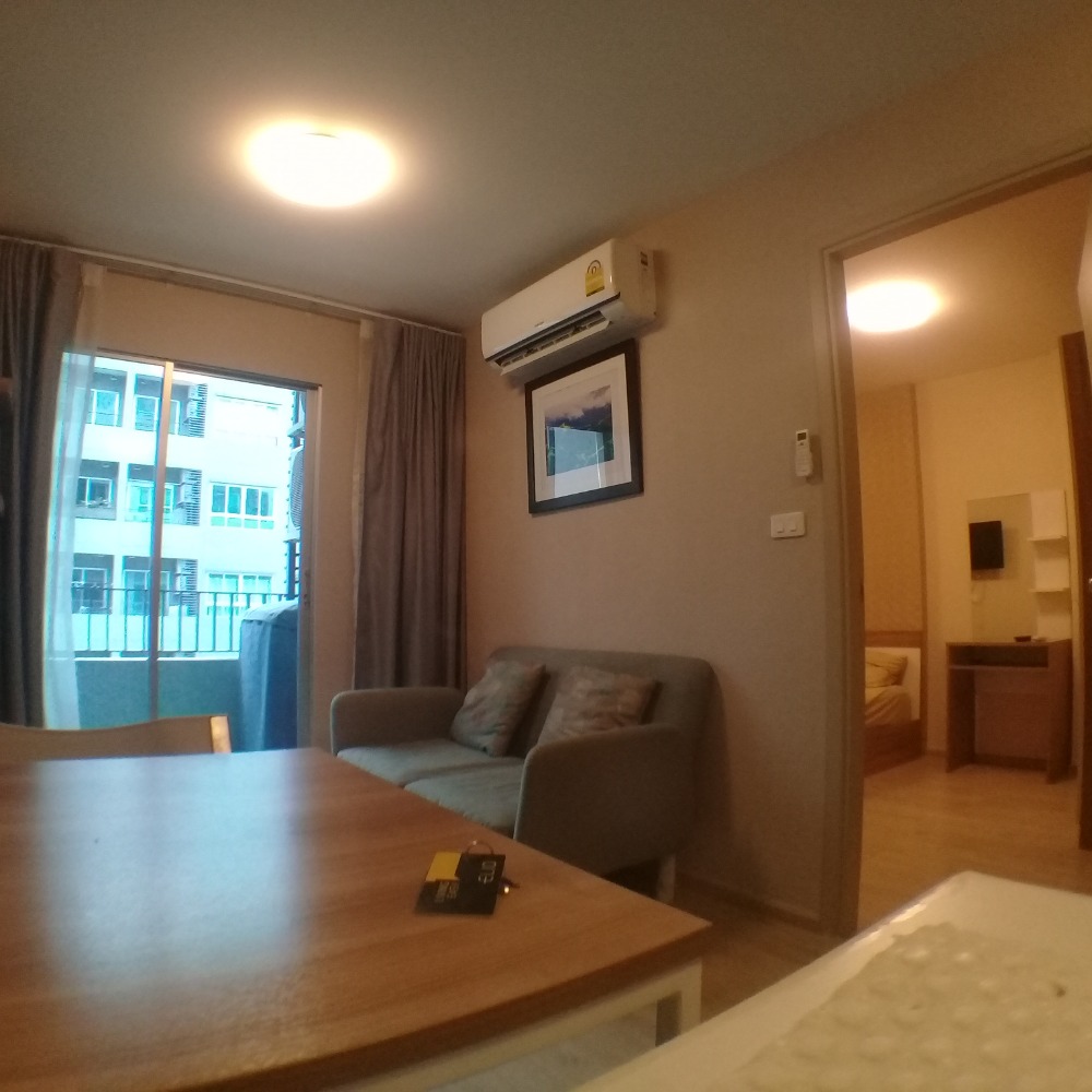 For RentCondoOnnut, Udomsuk : Elio Sukhumvit 64 condo for rent. Building D large room, full room, beautiful view, see the middle of the pool. Beautiful rooms are not often come.