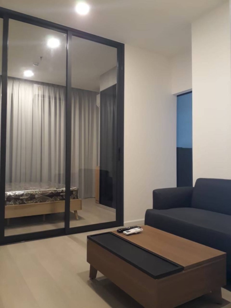 For RentCondoPinklao, Charansanitwong : Russian condo for rent, Charan 13 Station, new room, top view