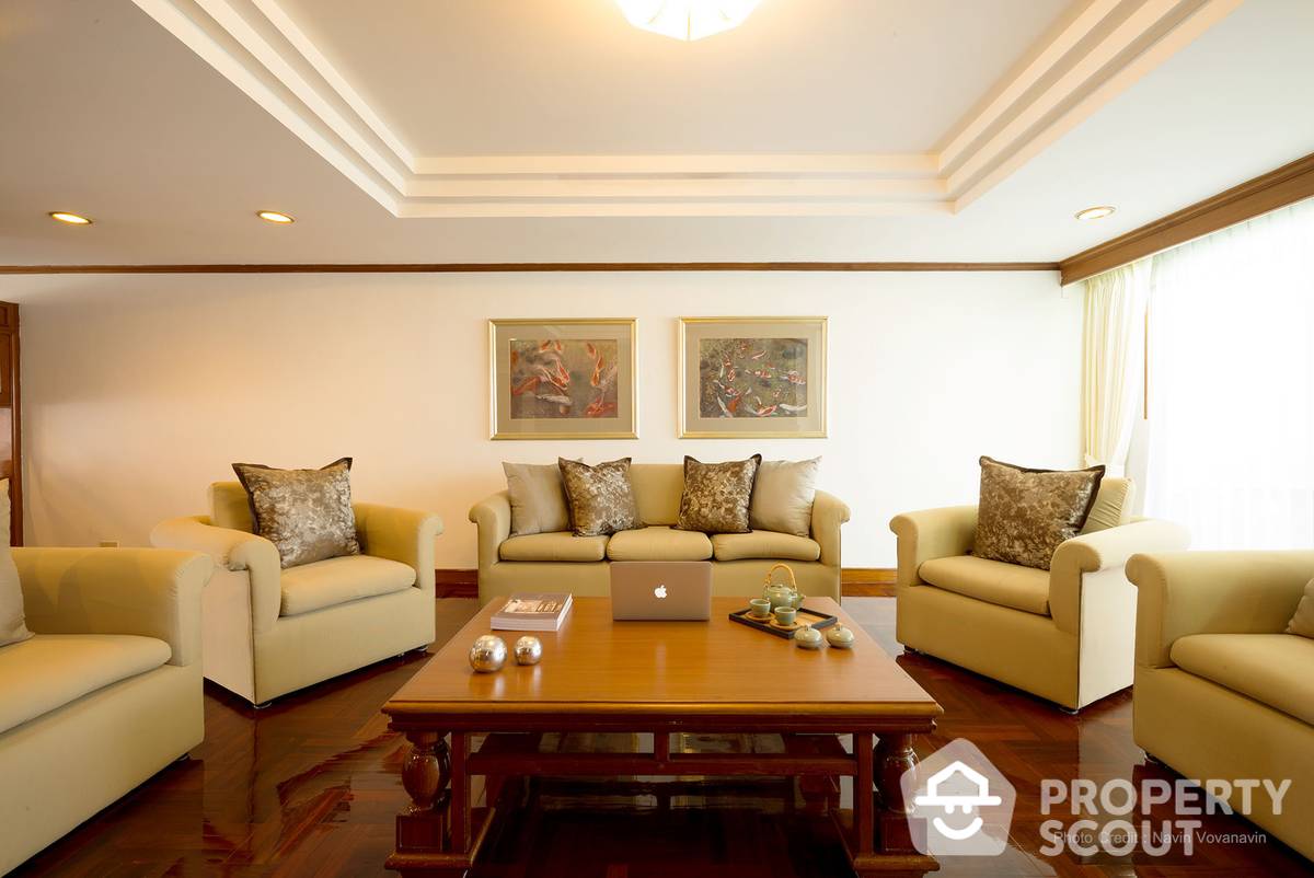 For RentCondoSukhumvit, Asoke, Thonglor : 3-BR Apt. near BTS Phrom Phong