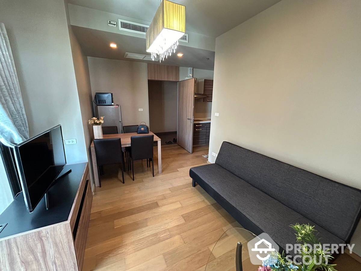 For RentCondoRatchathewi,Phayathai : 1-BR Condo at Noble Revent near BTS Phaya Thai