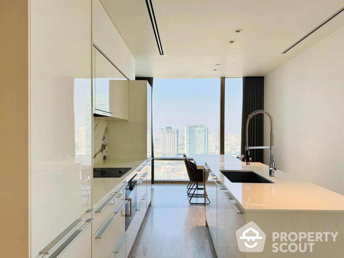 For RentCondoSathorn, Narathiwat : 2-BR Condo at Four Seasons Private Residences Bangkok near BTS Saphan Taksin