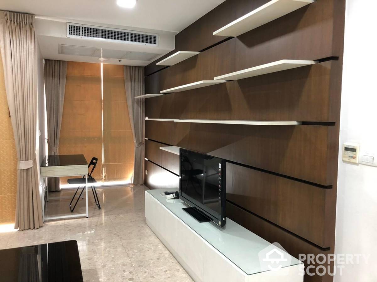 For RentCondoSukhumvit, Asoke, Thonglor : 1-BR Condo at Nusasiri Grand Condominium near BTS Ekkamai