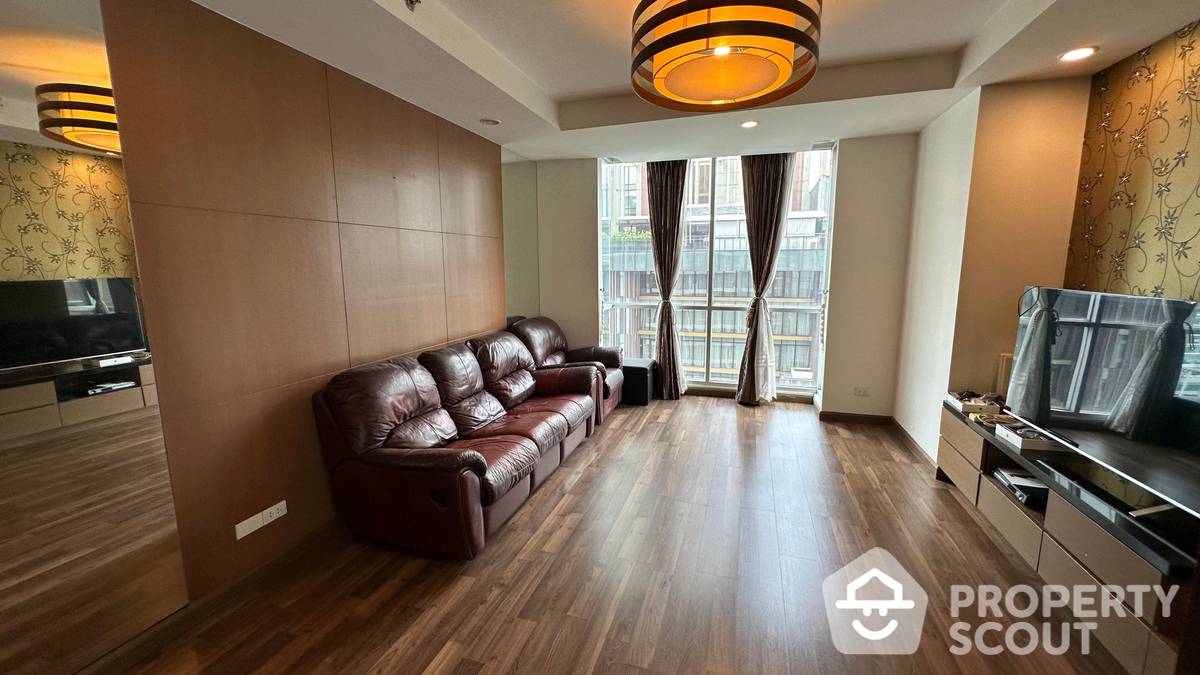 For SaleCondoWitthayu, Chidlom, Langsuan, Ploenchit : 2-BR Condo at The Rajdamri near BTS Ratchadamri