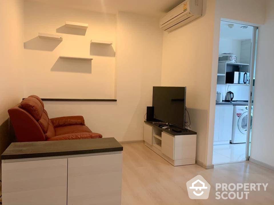 For SaleCondoRatchadapisek, Huaikwang, Suttisan : 2-BR Condo at Life Ratchadapisek near MRT Huai Khwang