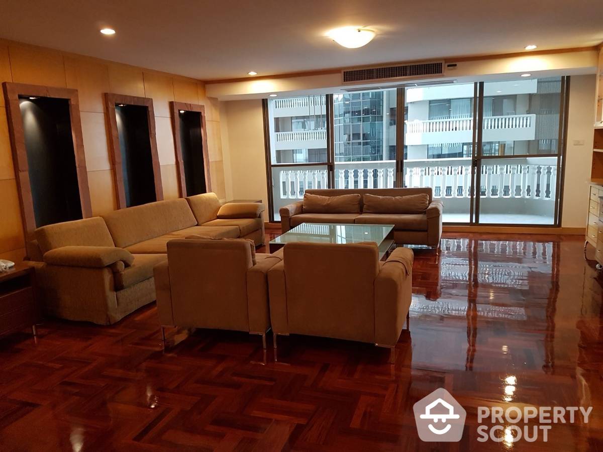 For RentCondoSukhumvit, Asoke, Thonglor : 3-BR Apt. near BTS Phrom Phong