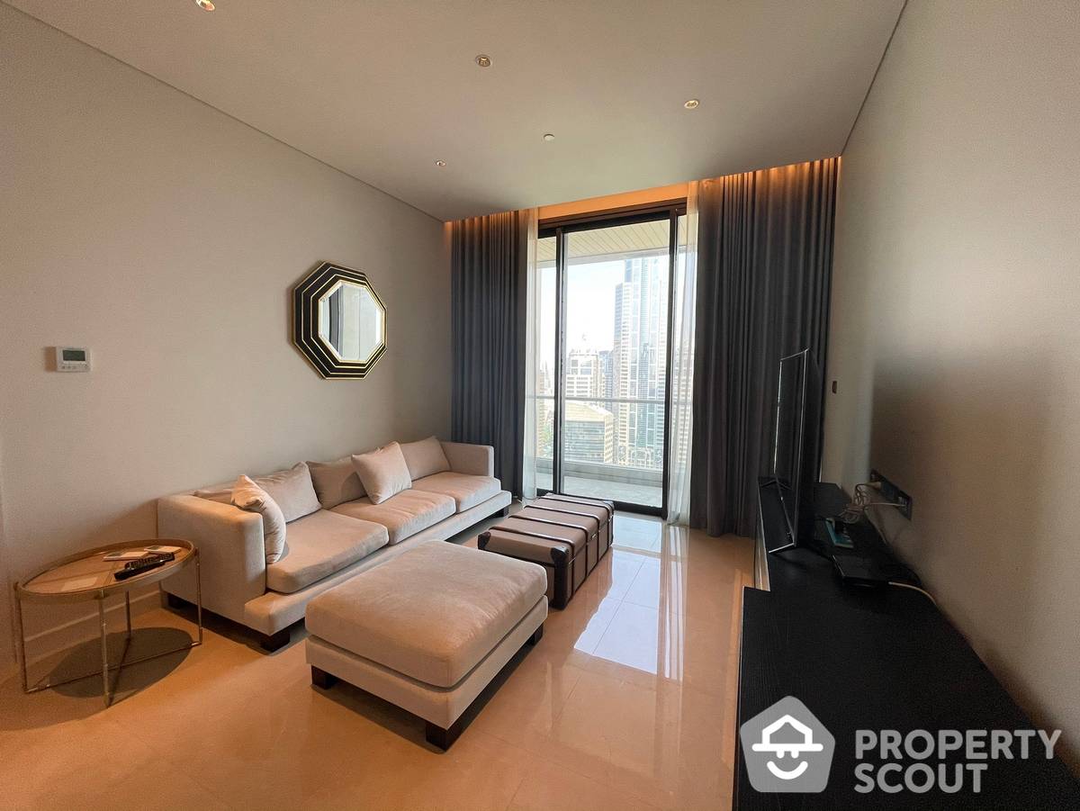 For RentCondoWitthayu, Chidlom, Langsuan, Ploenchit : 2-BR Condo at Sindhorn Residence near BTS Ratchadamri