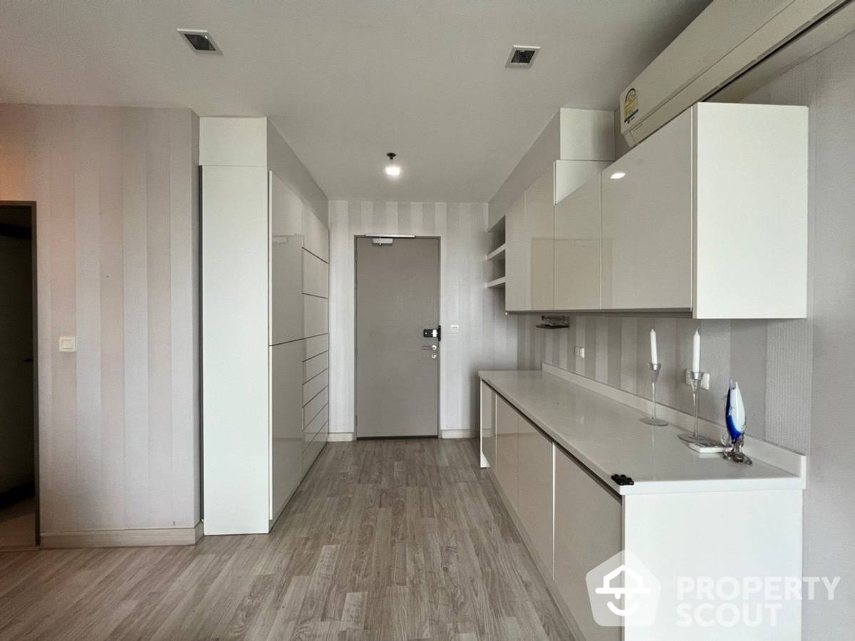 For SaleCondoOnnut, Udomsuk : 2-BR Condo at Ideo Mobi Sukhumvit 81 near BTS On Nut