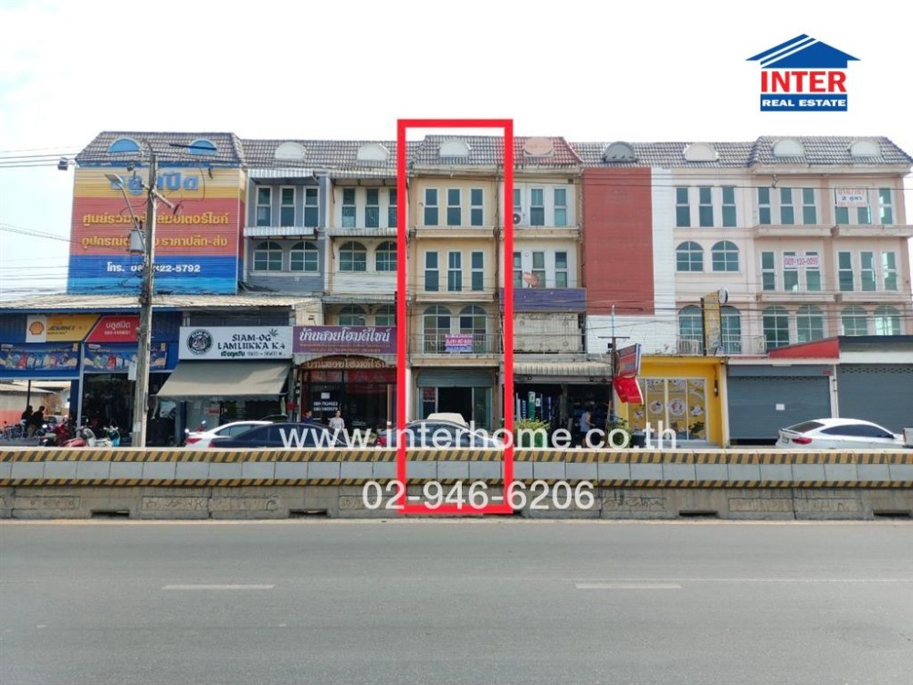 For SaleShop HousePathum Thani,Rangsit, Thammasat : 4th floor commercial building, 20 sq.w., a commercial building near Soi Ruamsuk 9 and 10, Phahonyothin Road, Sawai Pracharat Road, Lam Luk Ka Pathum Thani