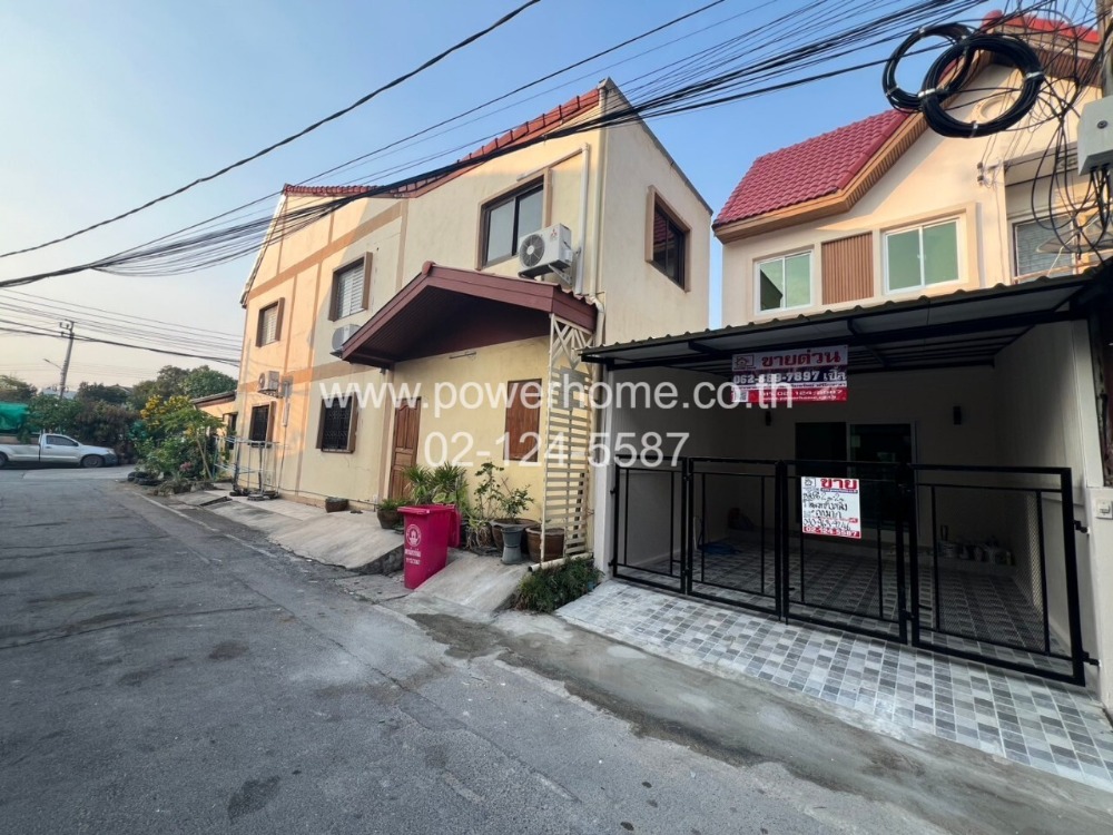 For SaleTownhouseNonthaburi, Bang Yai, Bangbuathong : Townhouse for sale, Rattanawadee University, Bang Bua Thong Renovate