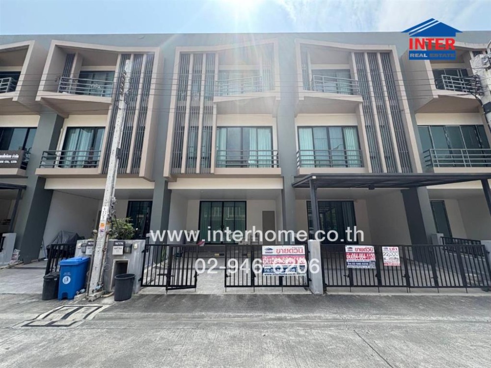 For SaleTownhouseMin Buri, Romklao : 3-story townhouse 21.3 sq.w. Village, Village, Business Romklao-Suvarnabhumi Between Soi Romklao 28-30 Romklao Road, Kingkaew Road, Lat Krabang District, Bangkok