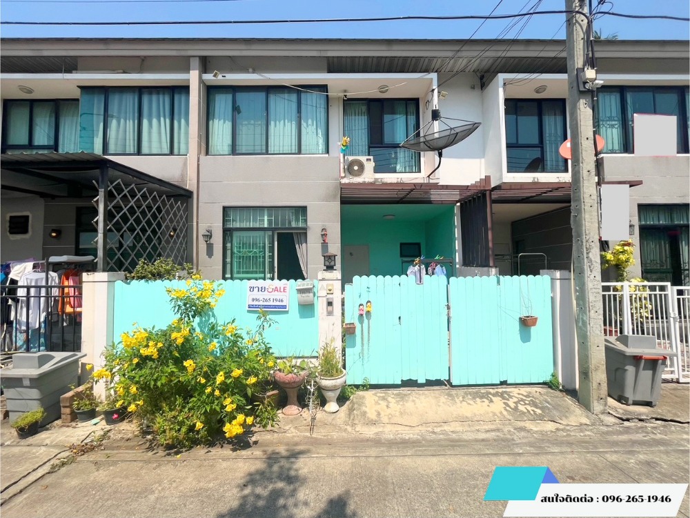 For SaleTownhouseNonthaburi, Bang Yai, Bangbuathong : ++ 2 -story townhome for sale ** The house is ready to stay in The Villa Bang Bua Thong ++. Good location on Kanchanaphisek Road (Outer Ring Road) #Near the Purple Line