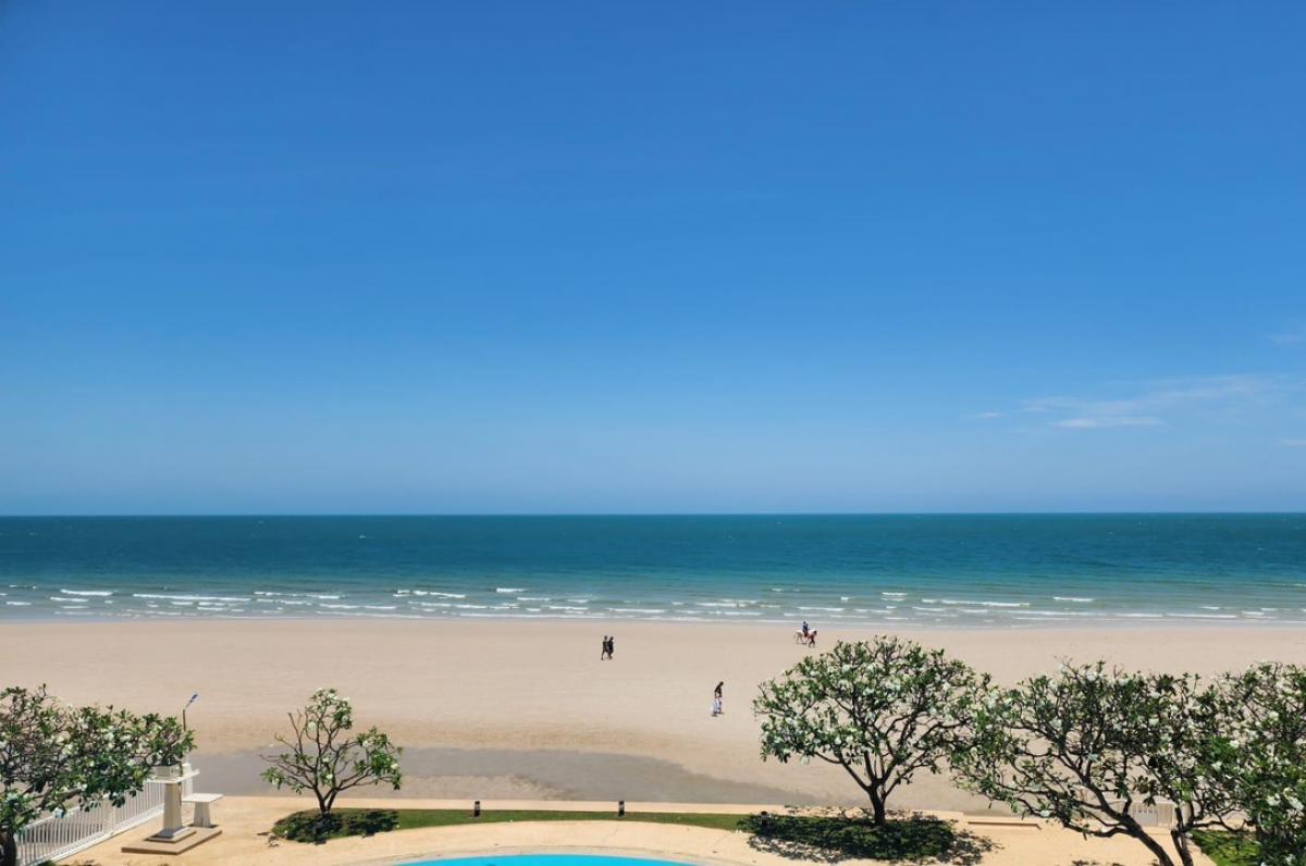 For SaleCondoHuahin, Prachuap Khiri Khan, Pran Buri : Beachfront luxury condo in Khao Tao, Hua HinFor Sale *rare on market