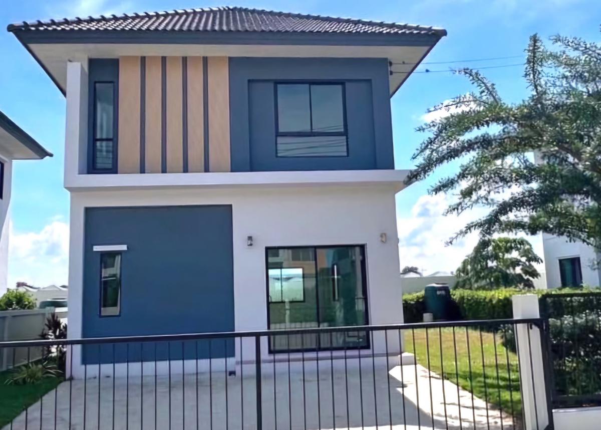 For RentHousePathum Thani,Rangsit, Thammasat : Rent a 2 -story detached house+ new house. CPN Ville2 has a side area.  60 sq. Wah on the road Ring-Lam Luk Ka Near Chatchawan Market