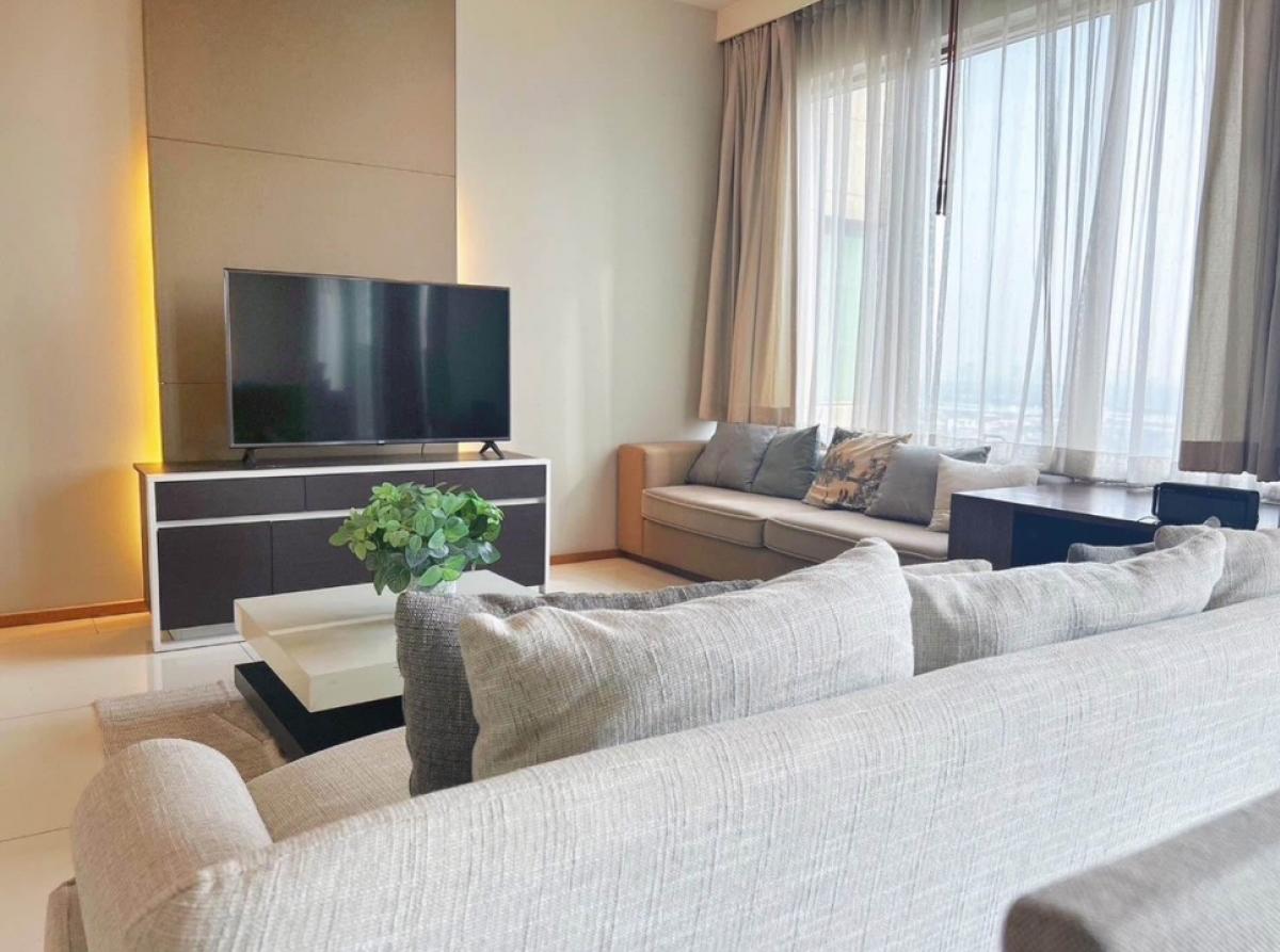 For RentCondoSukhumvit, Asoke, Thonglor : Rent at the Emporio Place Sukhumvit 24 🎉 2 Bedroom 🎉 107 SQ.M🎉 65,000 Baht/Month🎉