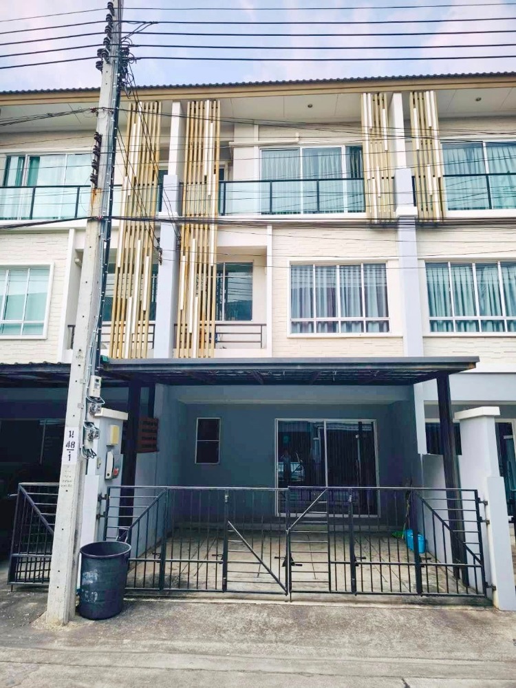 For RentTownhouseChaengwatana, Muangthong : 3 -storey townhome for rent, Muang Thong Thani Village, Project 5