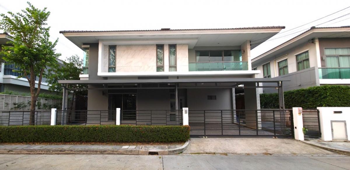 For RentHousePattanakan, Srinakarin : 🏡 A luxurious detached house for rent in Perfect Place Rama 9 Project with complete furniture Ready to move in! 🐶✅ Can raise animals