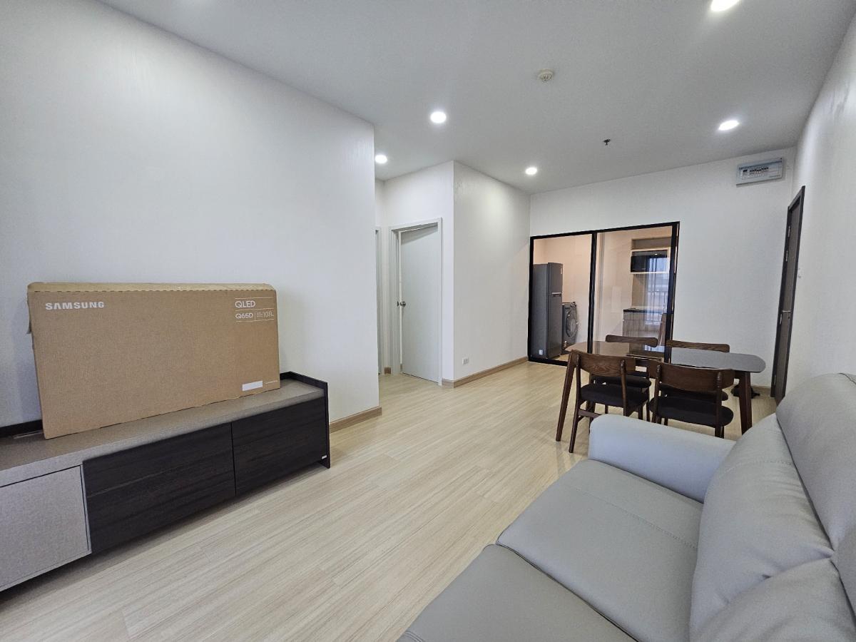 For RentCondoWongwianyai, Charoennakor : 🧳Ready to Move in🧳
✨️New unit for rent ✨️
✨️New Furniture ✨️
✨️New electrical appliance✨️