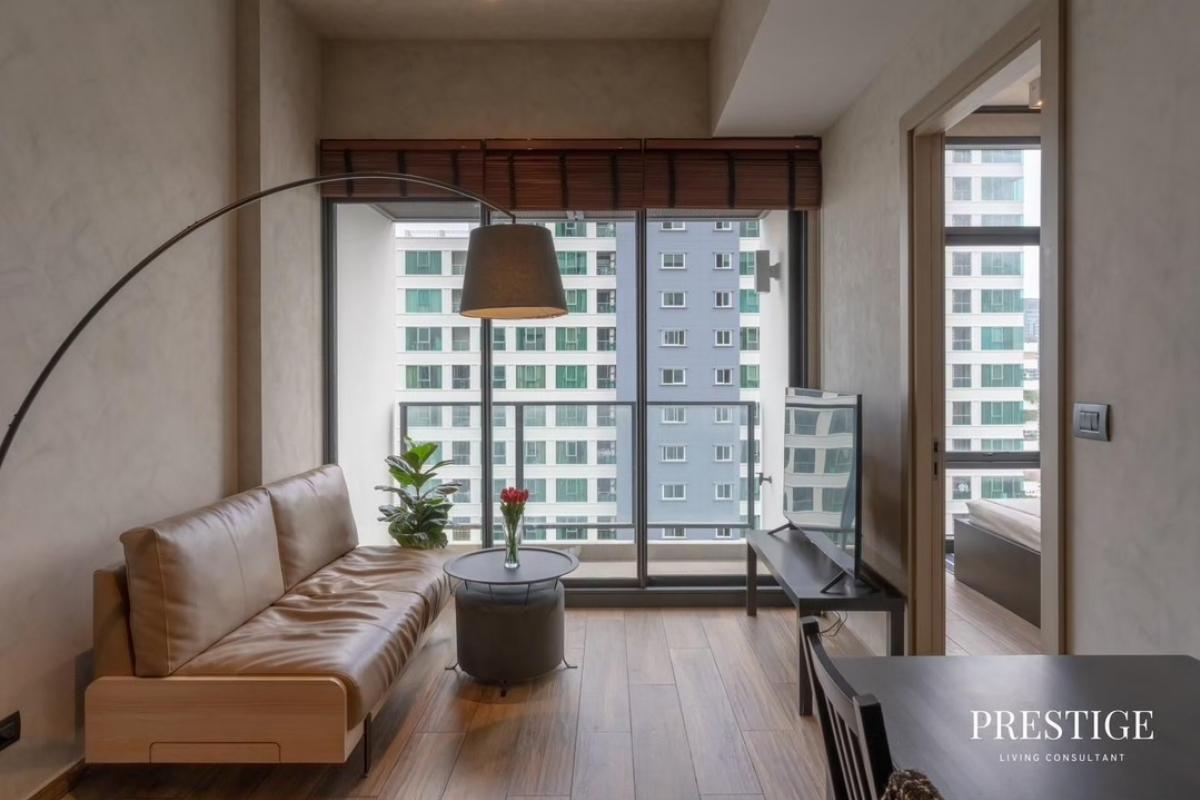 ให้เช่าคอนโดสุขุมวิท อโศก ทองหล่อ : 1 BR: The Lofts Asoke ✅