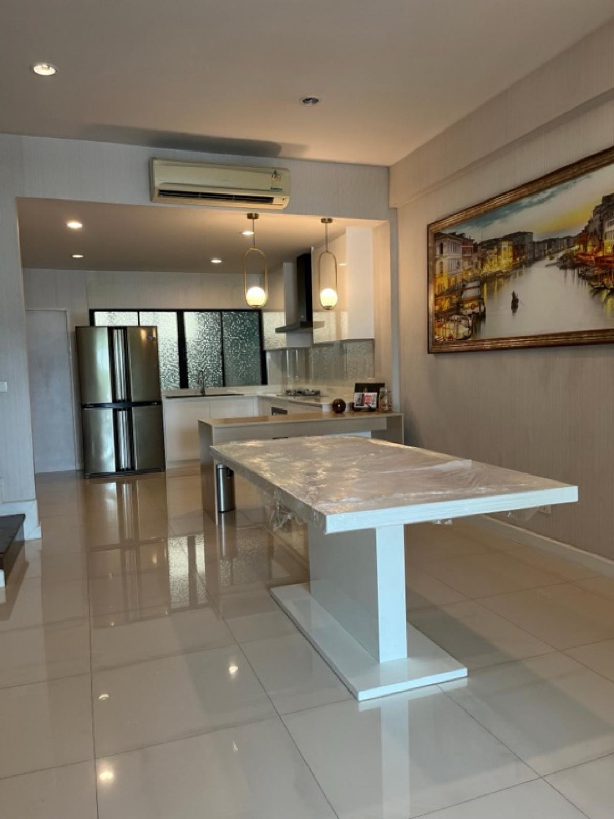 For RentTownhouseOnnut, Udomsuk : 🏡 Spacious & Luxury 3-Bedroom Townhome for Rent in Sukhumvit 50 – Prime Location & Fully Furnished!