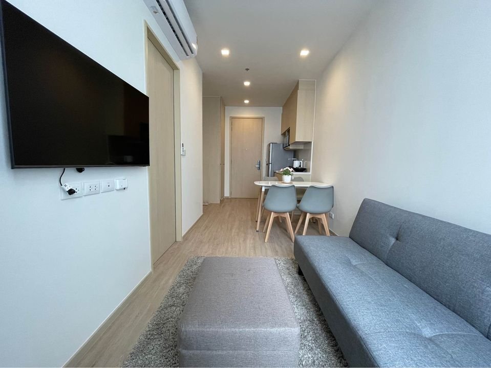 For RentCondoSukhumvit, Asoke, Thonglor : Noble State Sukhumvit 39, condo near BTS Phrom Phong, new condo, great common facilities, 1 bedroom for rent 30k