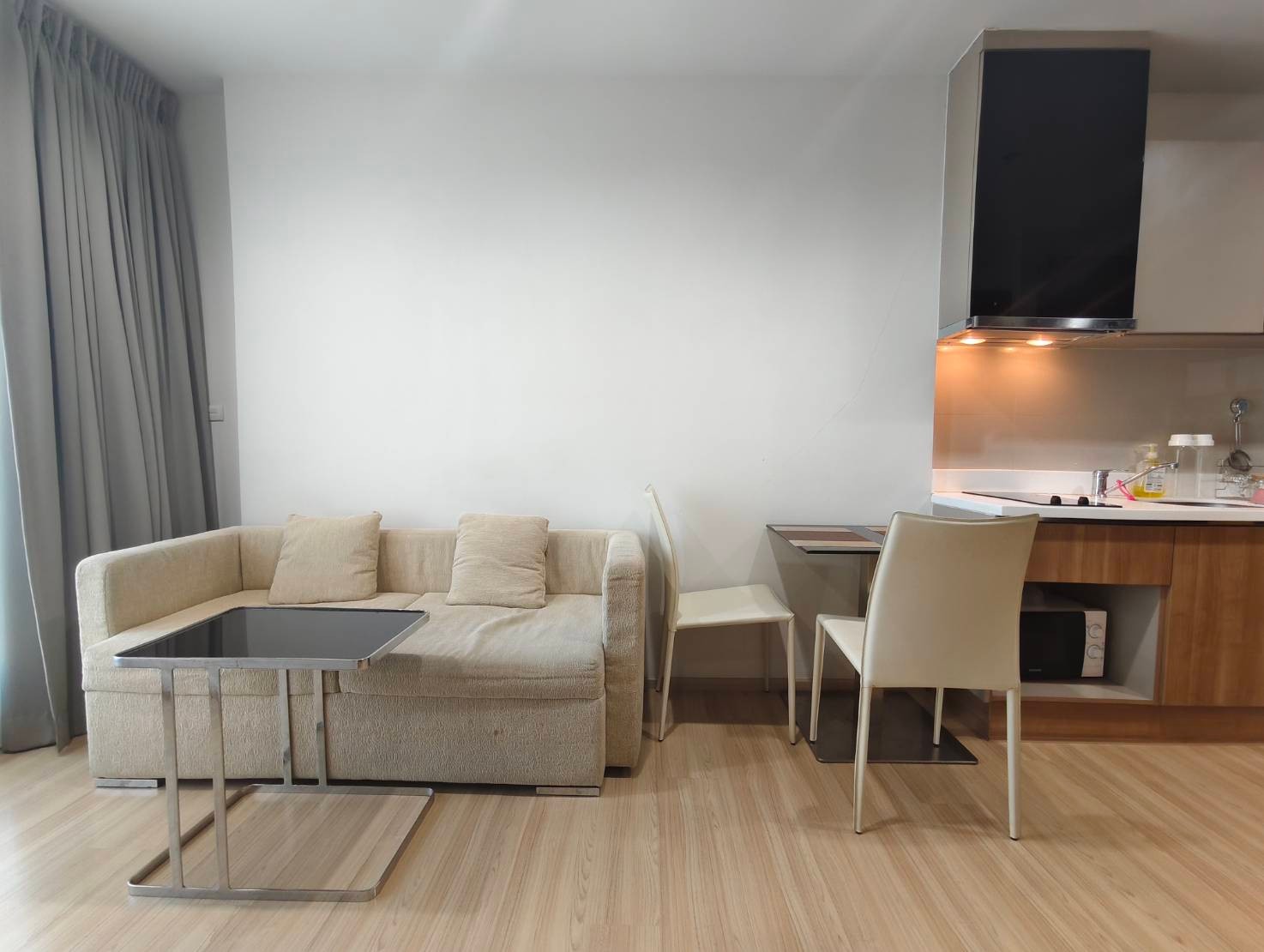 For RentCondoSathorn, Narathiwat : OMG105  < Available 27-Feb-25 >  Nice 1 Bedroom near Sathorn CBD for RENT @ [ Rhythm Sathorn ]