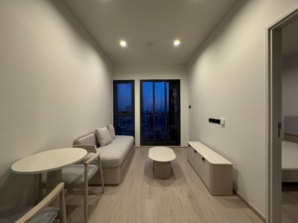 For RentCondoWongwianyai, Charoennakor : Rent 𝙍𝙚𝙛𝙚𝙧𝙚𝙣𝙘𝙚 Sathorn - Wongwian Yai 1 bedroom