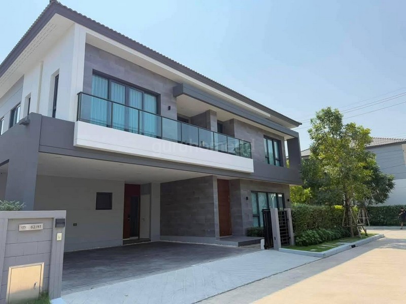 For RentHouseNawamin, Ramindra : ghd000512R Luxury detached house for rent Location near the expressway The City Watcharapol