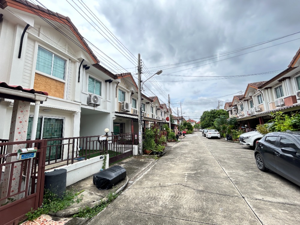 For SaleTownhouseMin Buri, Romklao : For sale Townhouse Pruksa Ville 5 Nimit Mai, Min Buri