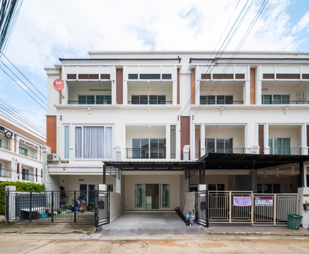 For SaleTownhouseRama5, Ratchapruek, Bangkruai : Vision Smart City Townhome Project, 2 new renovations, great value