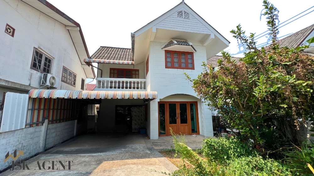 For SaleHouseNawamin, Ramindra : House for sale:   SanNakorn Village Phraya Suren road soi 8 yak 10 (Ram Inthra Road 109)