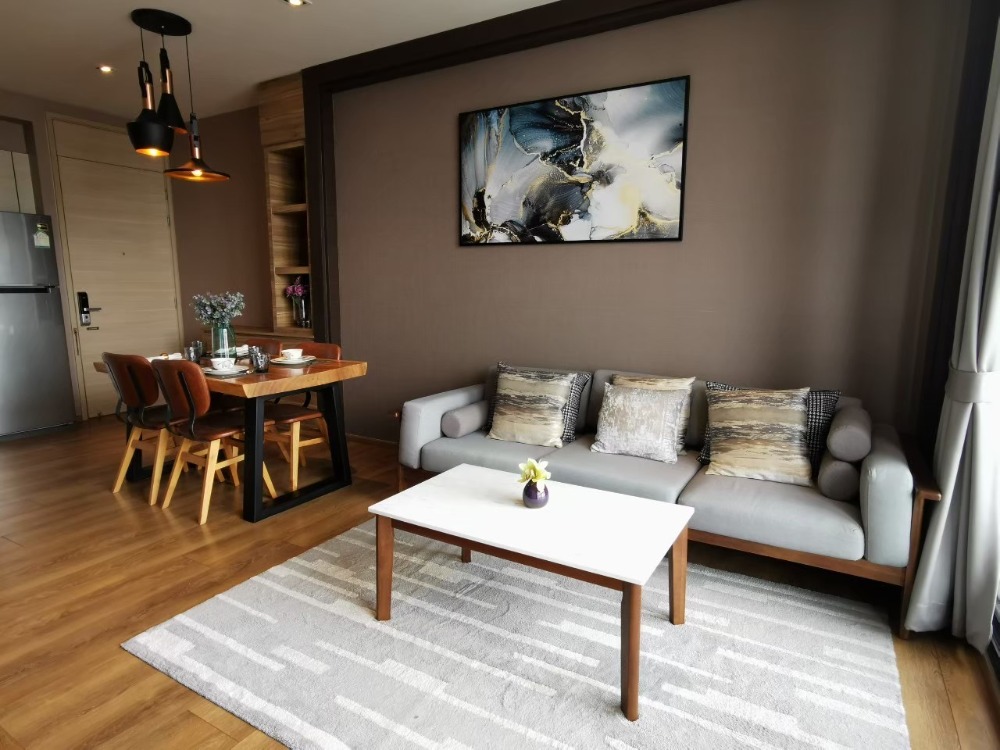 For RentCondoSukhumvit, Asoke, Thonglor : For Rent Park Origin Phong, 2 Bed 1 Bath, 41 Floor, 60 SQ.M., Price 55,000 THB/Mount