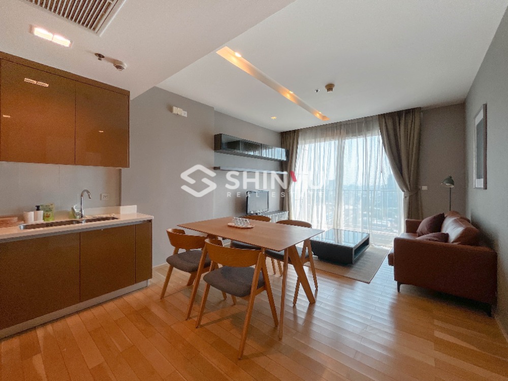 For RentCondoSukhumvit, Asoke, Thonglor : Renting Siri at Sukhumvit, size 70 sqm. 2 bedrooms floor 19th [KTR250202]