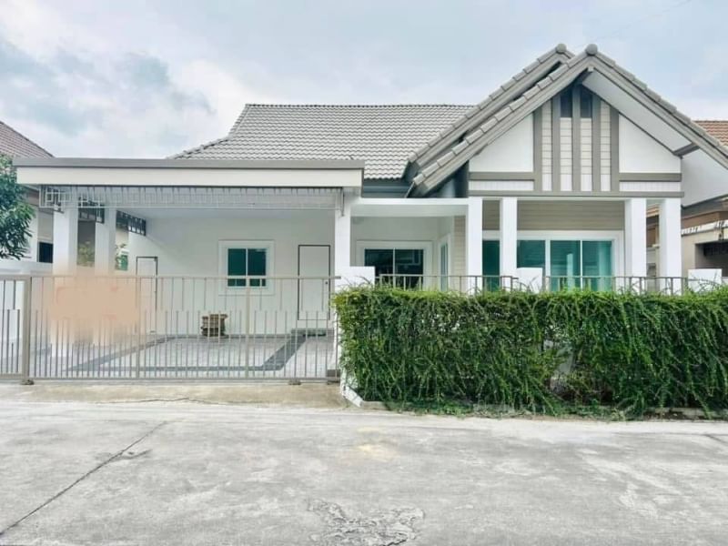 For SaleHouseSriracha Laem Chabang Ban Bueng : Second-hand detached house for sale, Ao Udom, Senseer Home Village, Laem Chabang, newly renovated