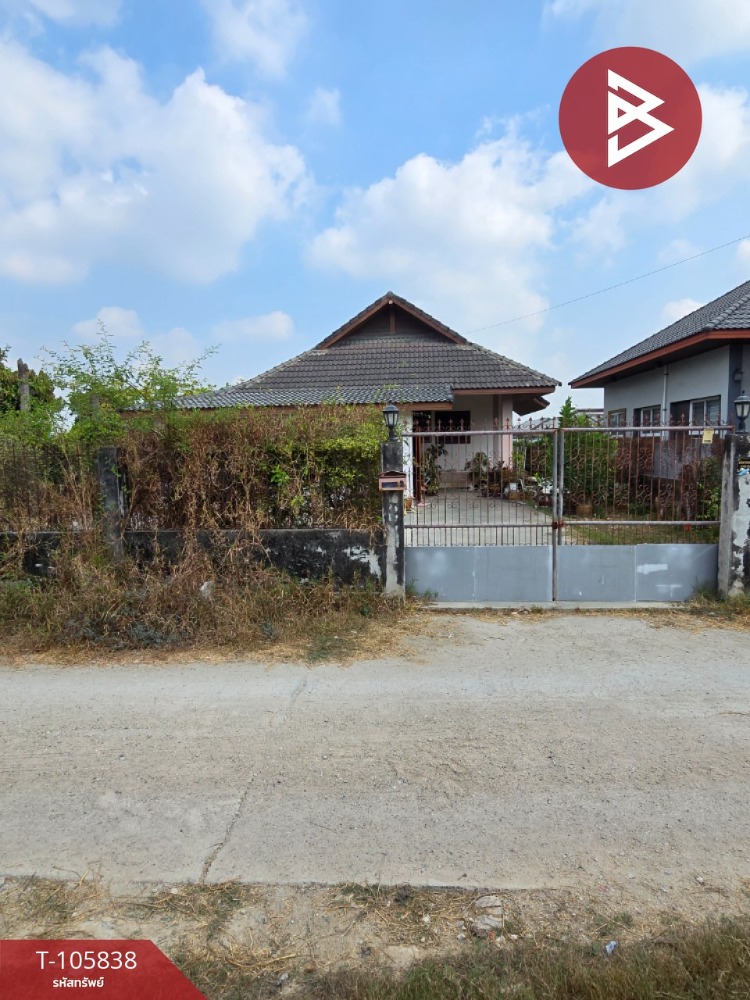 For SaleTownhomeRayong : Single house for sale with land, Soi Rungrueang, area 2, 8.8 sq.who, Choeng Noen, Rayong