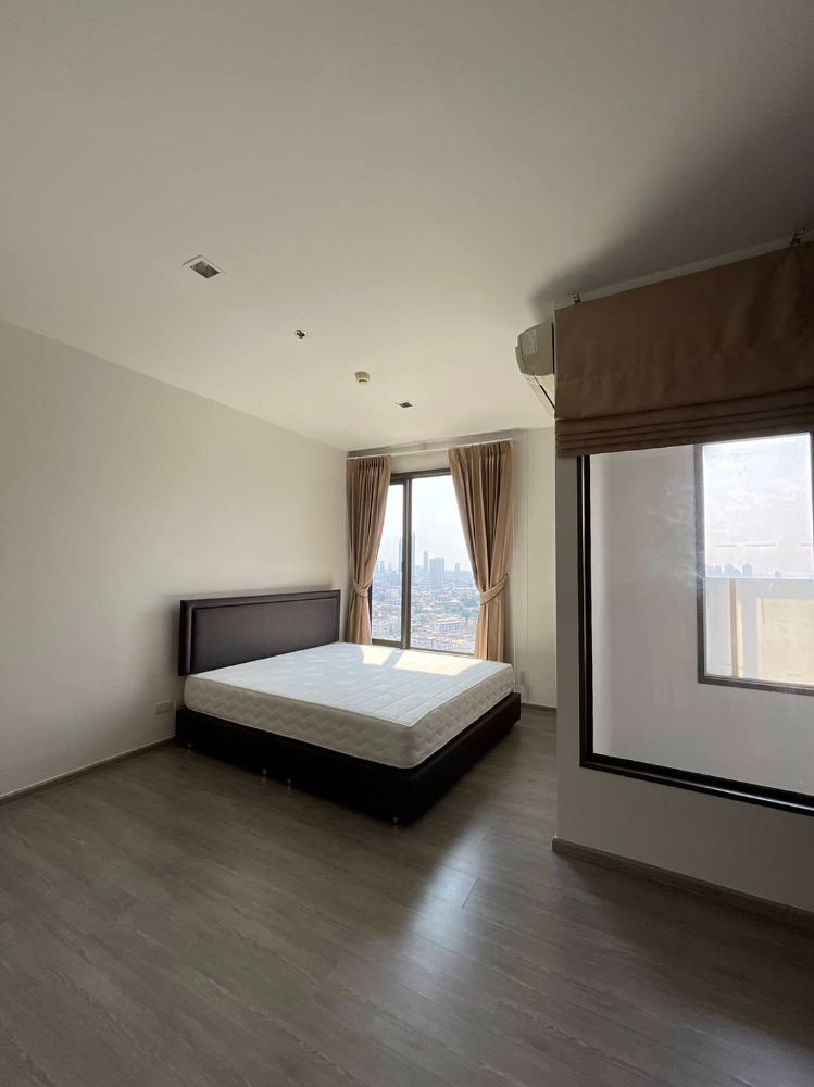 For RentCondoWongwianyai, Charoennakor : Nye by Sansiri next to BTS Wongwian Yai station