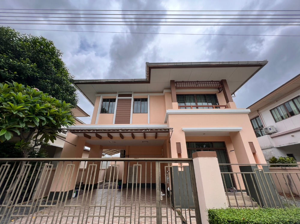 For RentHouseBangna, Bearing, Lasalle : House for rent at Sethasiri Bangna  near Mega Bangna