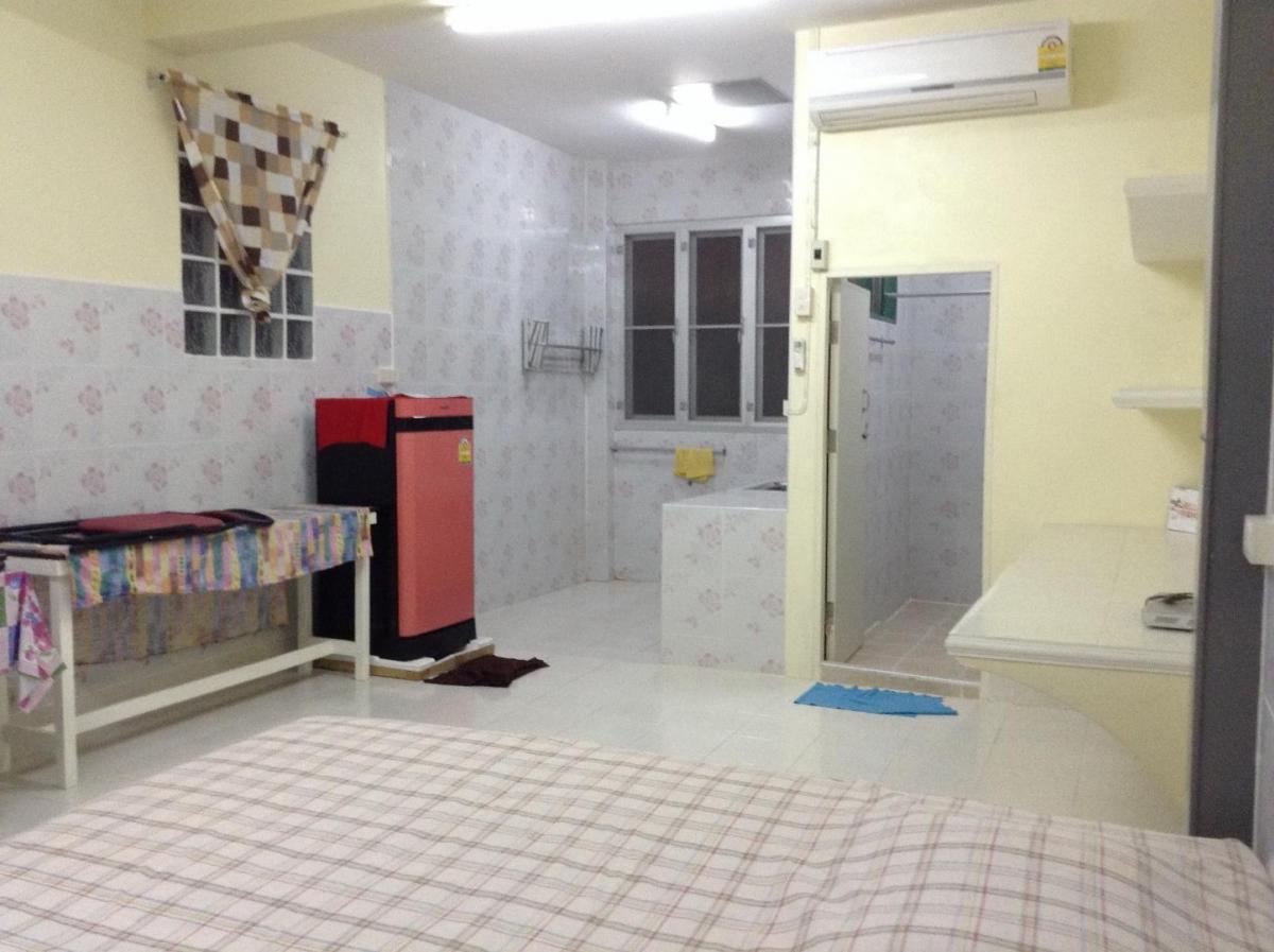 For RentBang kae, Phetkasem : apartment for rent Phetkasem Dormitory 98/1 Intersection 2 Bang Khae, luxury, cheap, fully furnished, 2999-3999 baht, Soi Petchkasem 98/1, intersection 2 right, opposite Bigx Petchkasem, fully furnished, builtin, next to Petchkasem Road, 40-50 sq m, no fl