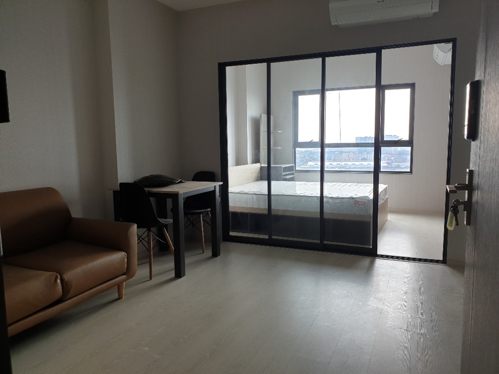 For SaleCondoSamut Prakan,Samrong : IDEO S115 Studio one bedroom 1 bath separate kitchen very close to BTS station