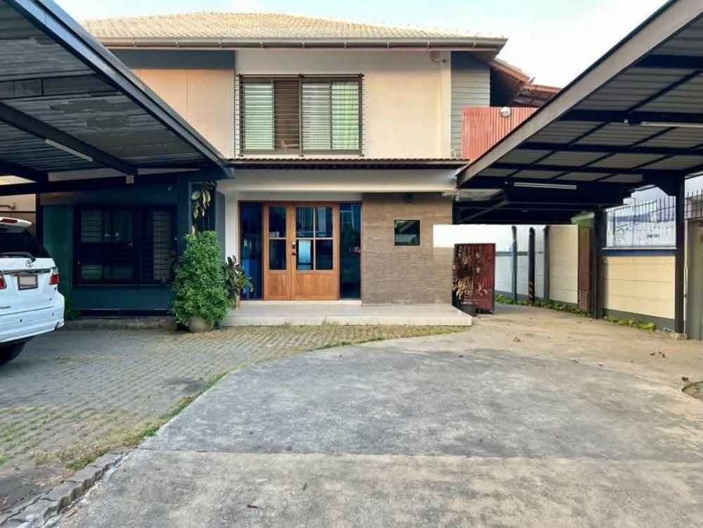 For RentHouseChokchai 4, Ladprao 71, Ladprao 48, : 2 storey detached house for rent With warehouse Lat Phrao 71 Air Force Road, complete with 2 bedrooms, 3 bathrooms, 1 meeting room Rental price 45,000 baht