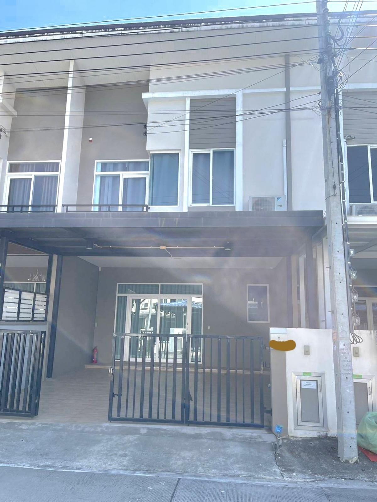 For RentTownhouseSamut Prakan,Samrong : Rent a 2 -story townhome, 22 sq.w., on Bang Na -Trat Road, Km. 7 (Soi Ratchawinit Bang Kaew)