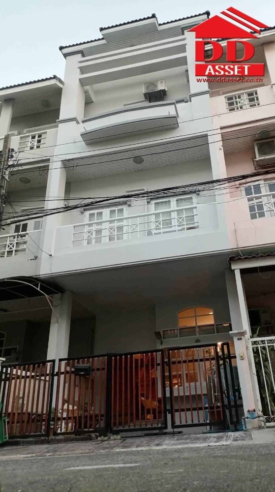 For RentTownhomeChokchai 4, Ladprao 71, Ladprao 48, : Rent 3 -story townhouse Soi Lat Phrao 87 (Ketnutchermine) near CDC Code: T8115