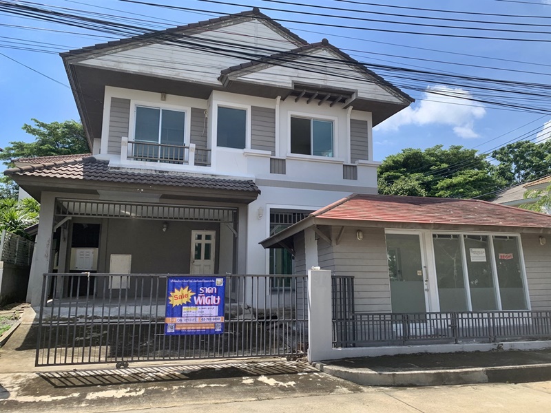 For SaleHouseSamut Prakan,Samrong : House for sale, Chonlada Suvarnabhumi, beautiful location, corner converter Near Suwannami Airport, size 65.5 sq.w., price 4.9 million