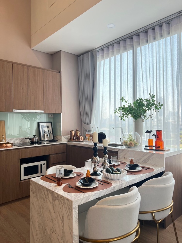 For SaleCondoRama9, Petchburi, RCA : Luxury Style Duplex Condo 𝗟𝗔𝗡𝗗𝗠𝗔𝗥𝗞 @ 𝗠𝗥𝗧𝗔 𝗦𝗧𝗔𝗧𝗜𝗢𝗡